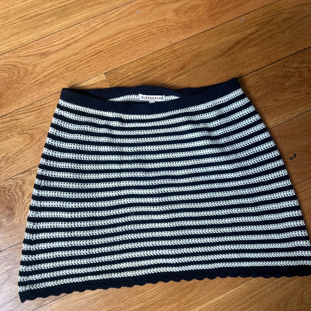 ALEXACHUNG Striped Crochet Mini Skirt